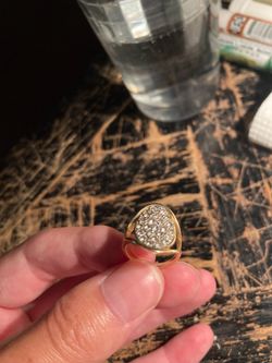 Multi diamond and Gold ring
