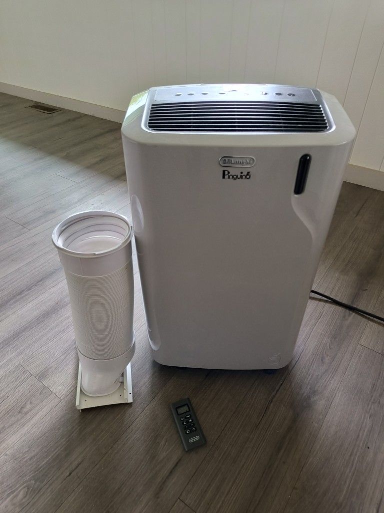 Portable Air conditioner Delonghi With Remote