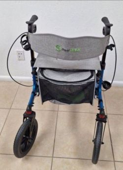 Real Relax All-Terrain Rollator with Seat