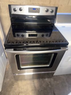 Whirlpool electrics range oven  stove * clean & 45 days warranty