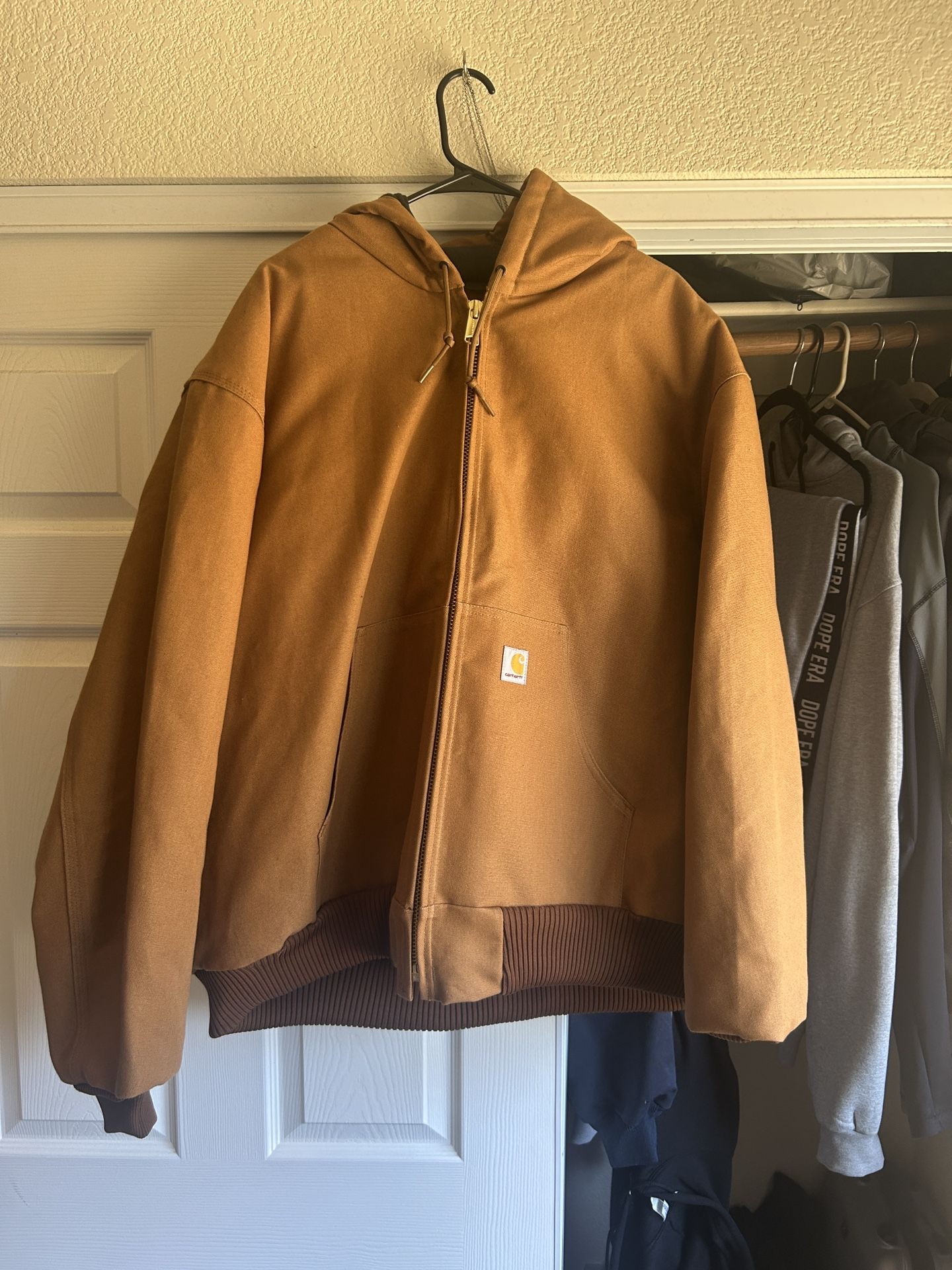 carthart men’s jacket loose fit 