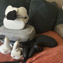 Quest 2 Oculus With Accessories 