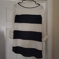 Women's Blouse-with Tags- Ann Taylor