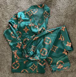 Brand New - LV  Satin Pajama Set - Size Large - Green  -  CHRISTMAS SPECIAL 