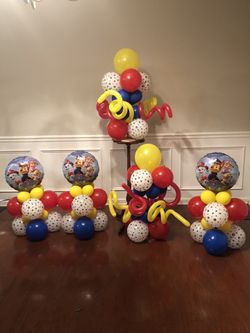 Birthday and event balloons table centerpiece