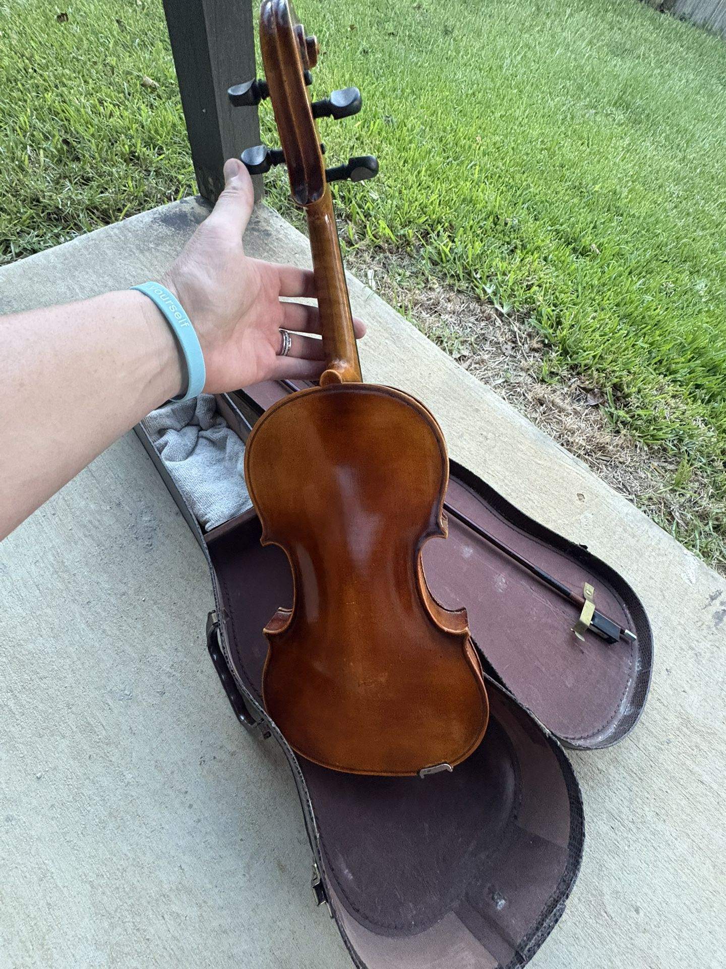 Antique 4/4 Violin