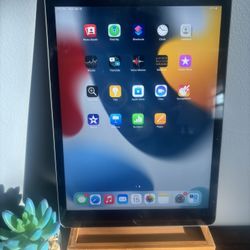 Ipad 9th Generation 64G $250Wifi Only