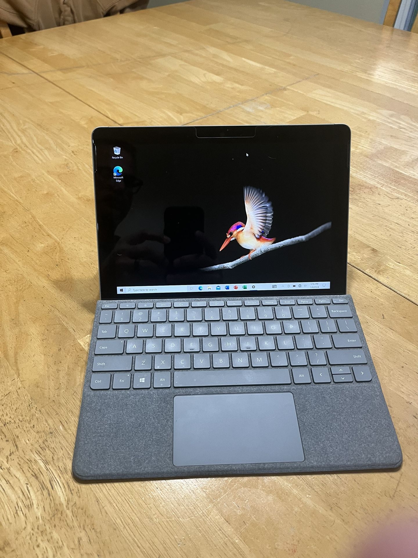 Surface Go (Gen 1)