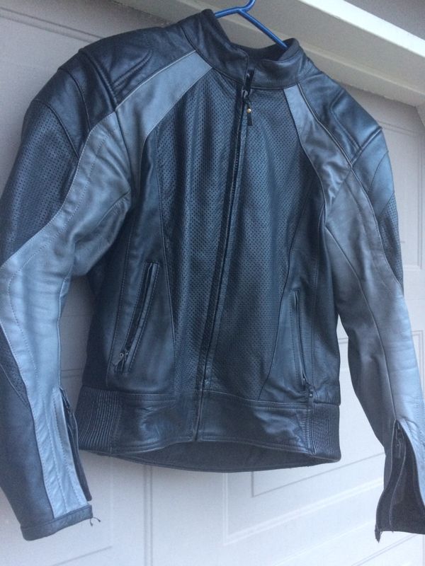 Agv Sport Breeze Perforated Leather Motorcycle Jacket With Back Pad Agv Sport Breeze Perforated Leather Motorcycle Jacket With Back Pad