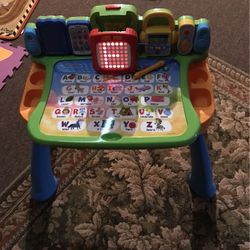 VTech Explore And Write Activity Desk
