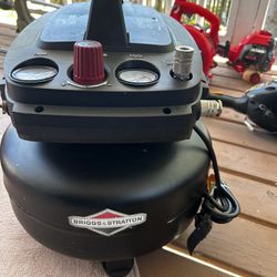 Briggs Stratton 6 Gallon