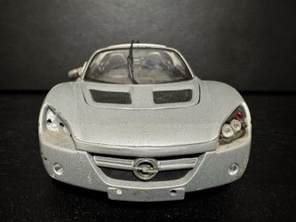 1:24 scale diecast - Opel Speedster