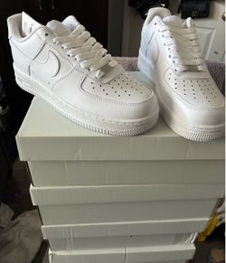 New Nike Air Force 1 Size 8 Men