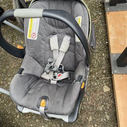 Chico Keyfit 30 Infant Car seat