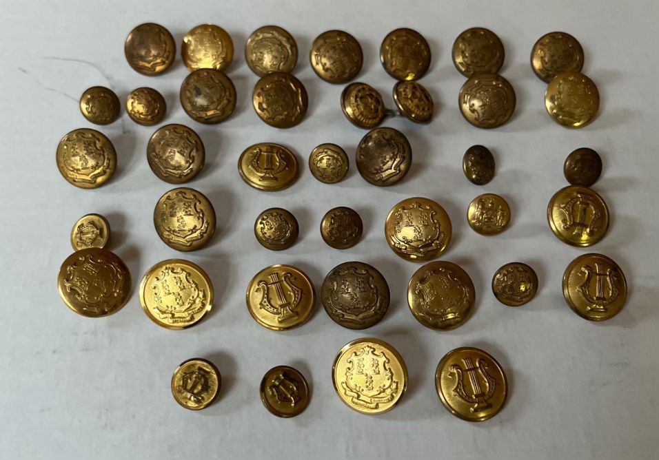 Lot Of 40 Civil War Buttons Scovill Mfg Co Waterbury And Other ...