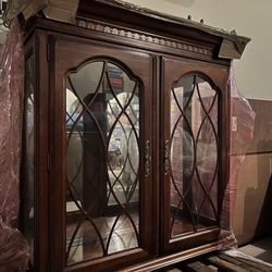 China cabinet With Glass Shelves and Lighting; Side Board / Buffet 