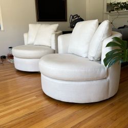 Pottery Barn Balboa Swivel Armchair (40”)
