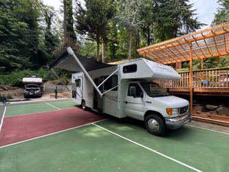 2008 Majestic Motorhome