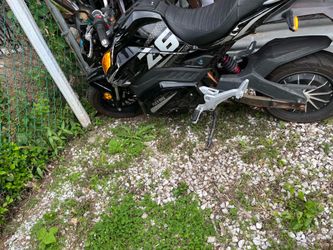 2024 Electric bike used 1,000