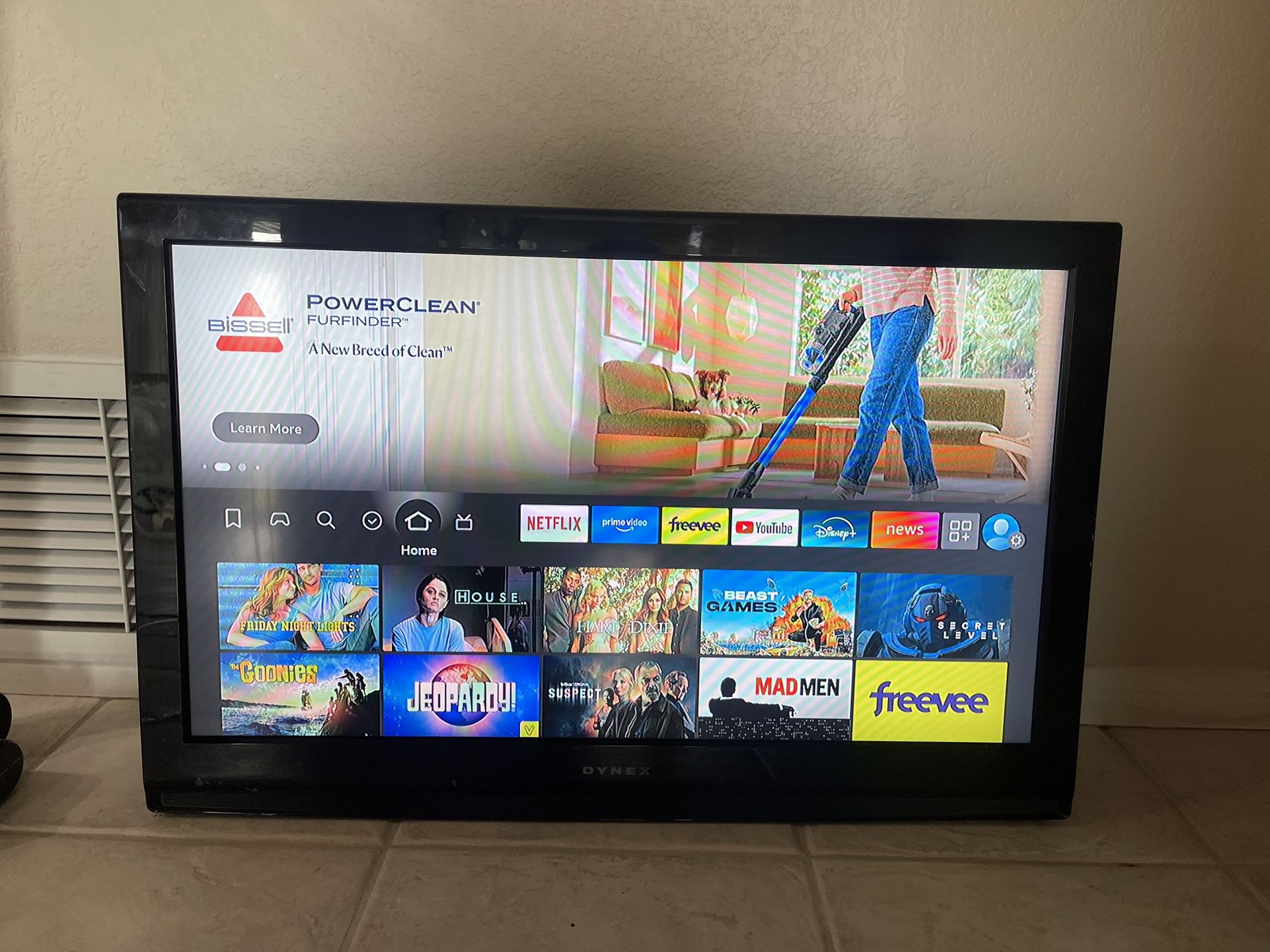 32 Inch Dynex Tv + Fire stick