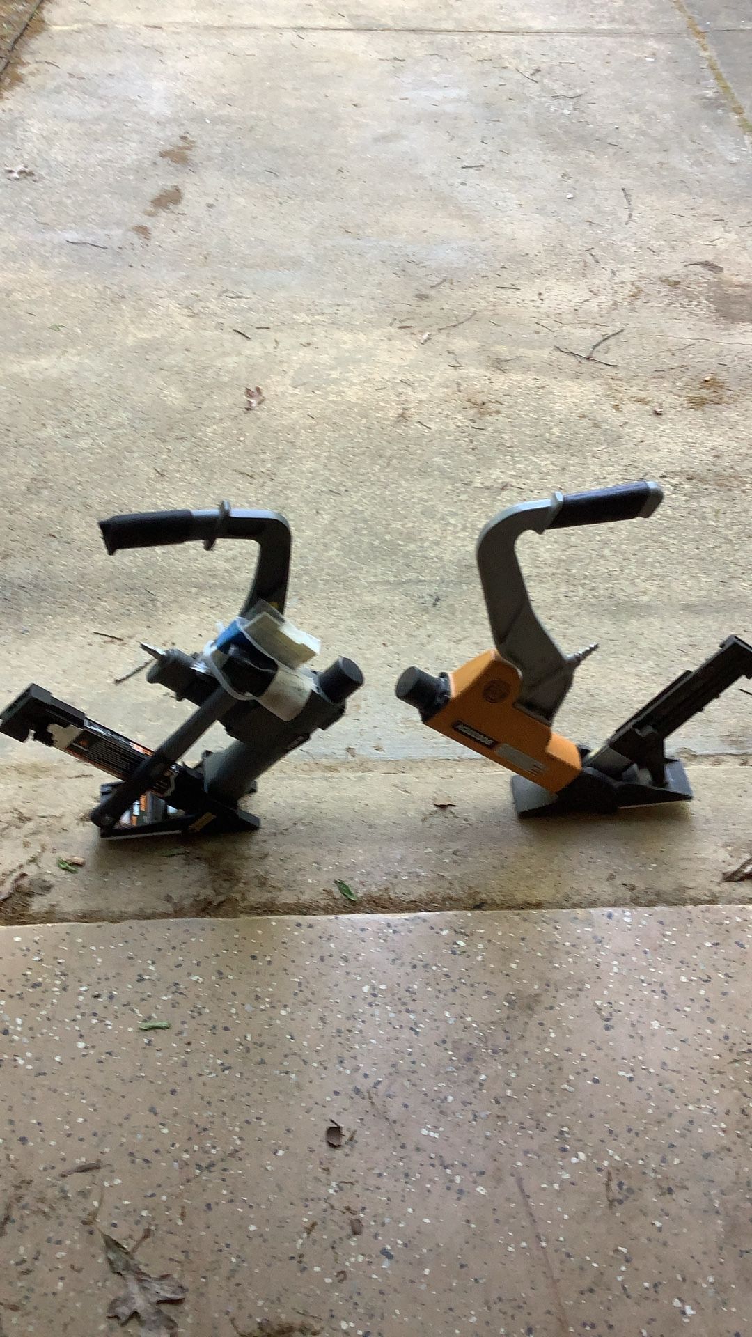 Hardwood Air Staple Guns