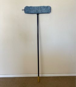 Free(with other purchase)Bona Cleaning Mop with NEW Microfiber Reusable Pad for Multi Surface Floors