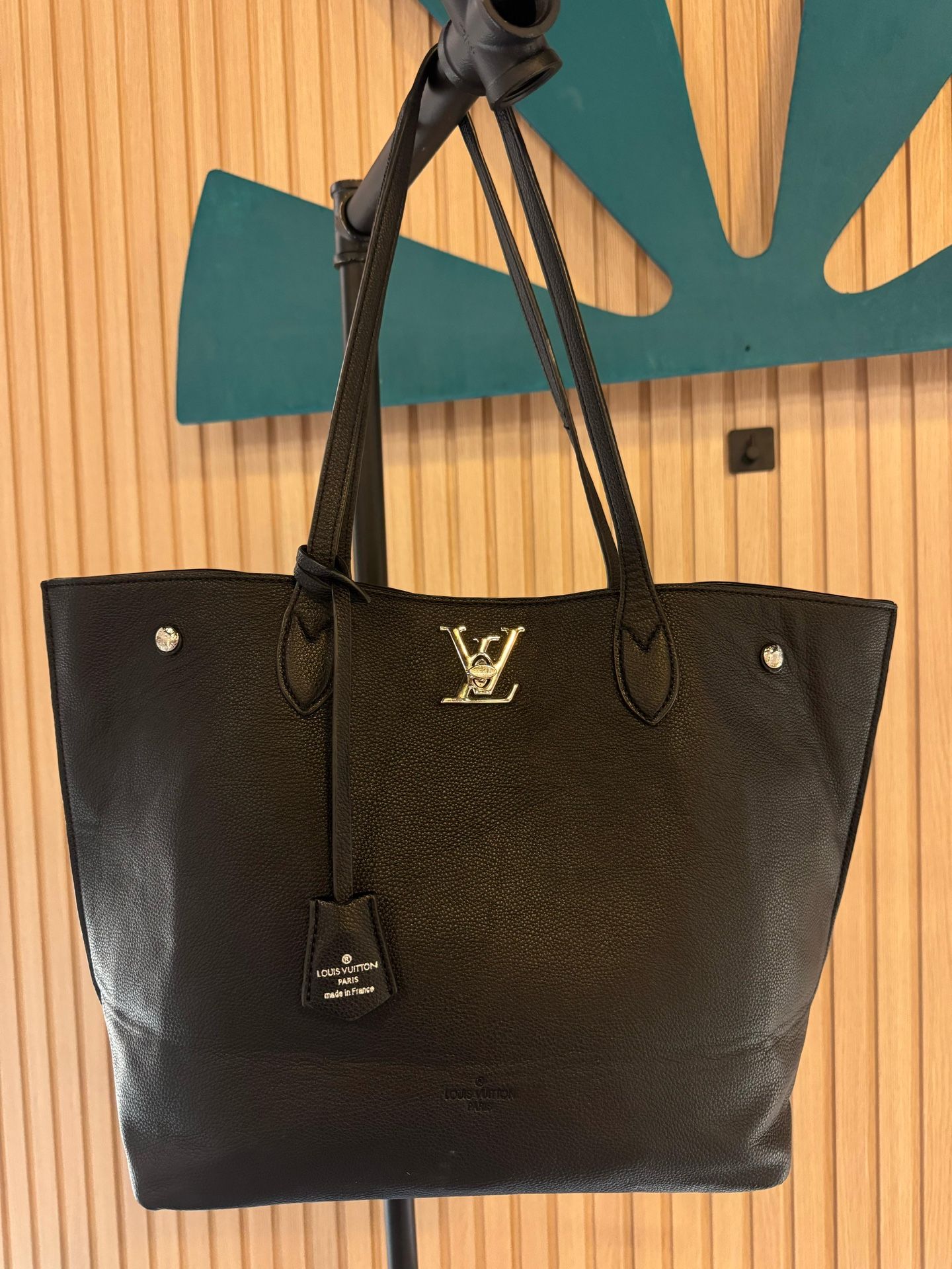 Louis Vuitton Black Pebbled Leather Tote Bag - Made in France - Elegant Shoulder Purse