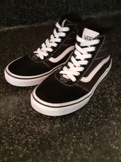 Vans Kids 2.5 Great Condition 