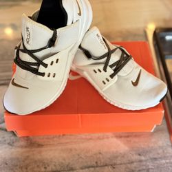 Nike Free Metcon 2 - size 9