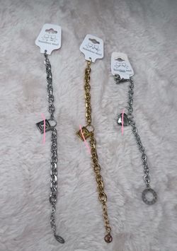 Bracelet