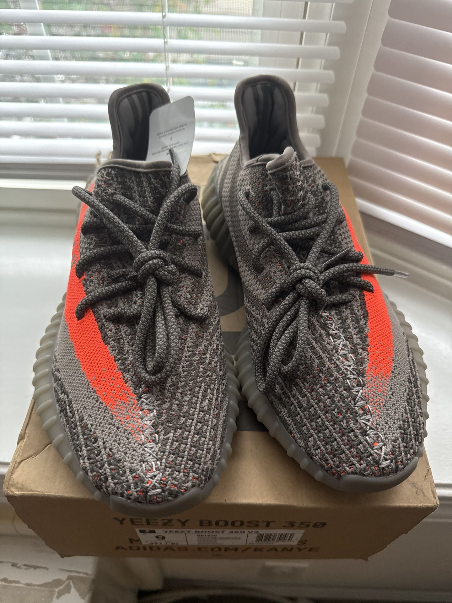 Yeezy Boost 350 V2 ‘Beluga’ | Grey