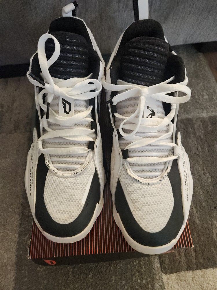 Dame 7 x Shaq Reebok