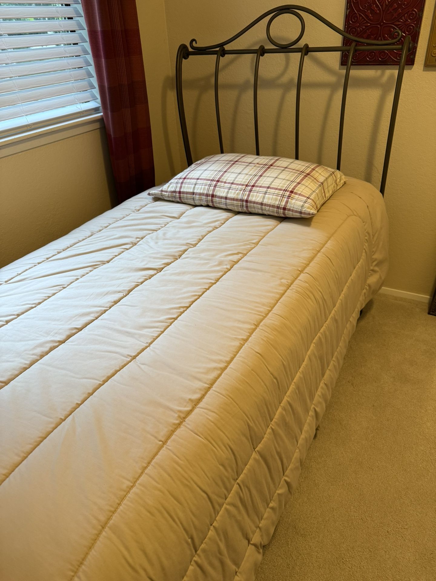 Metal Sleigh Bed - Twin