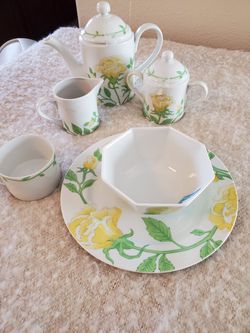 6 piece Fritz and Floyd yellow rose coffee set
