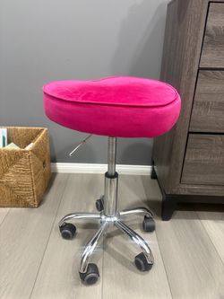 Pink Heart-Shaped Rolling Stool
