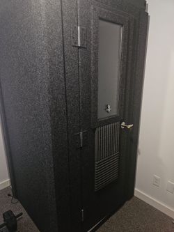 Vocal Booth (whisper room)