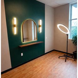 Salon suites available!