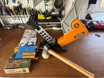 Bostich pneumatic flooring nailer