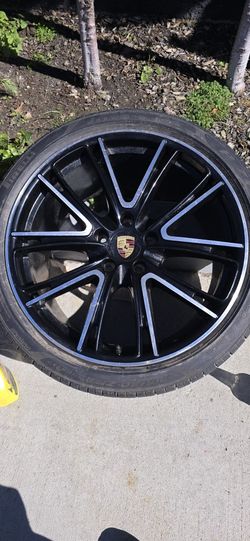 18 To 24 Porche Panamera  Rims With Tire