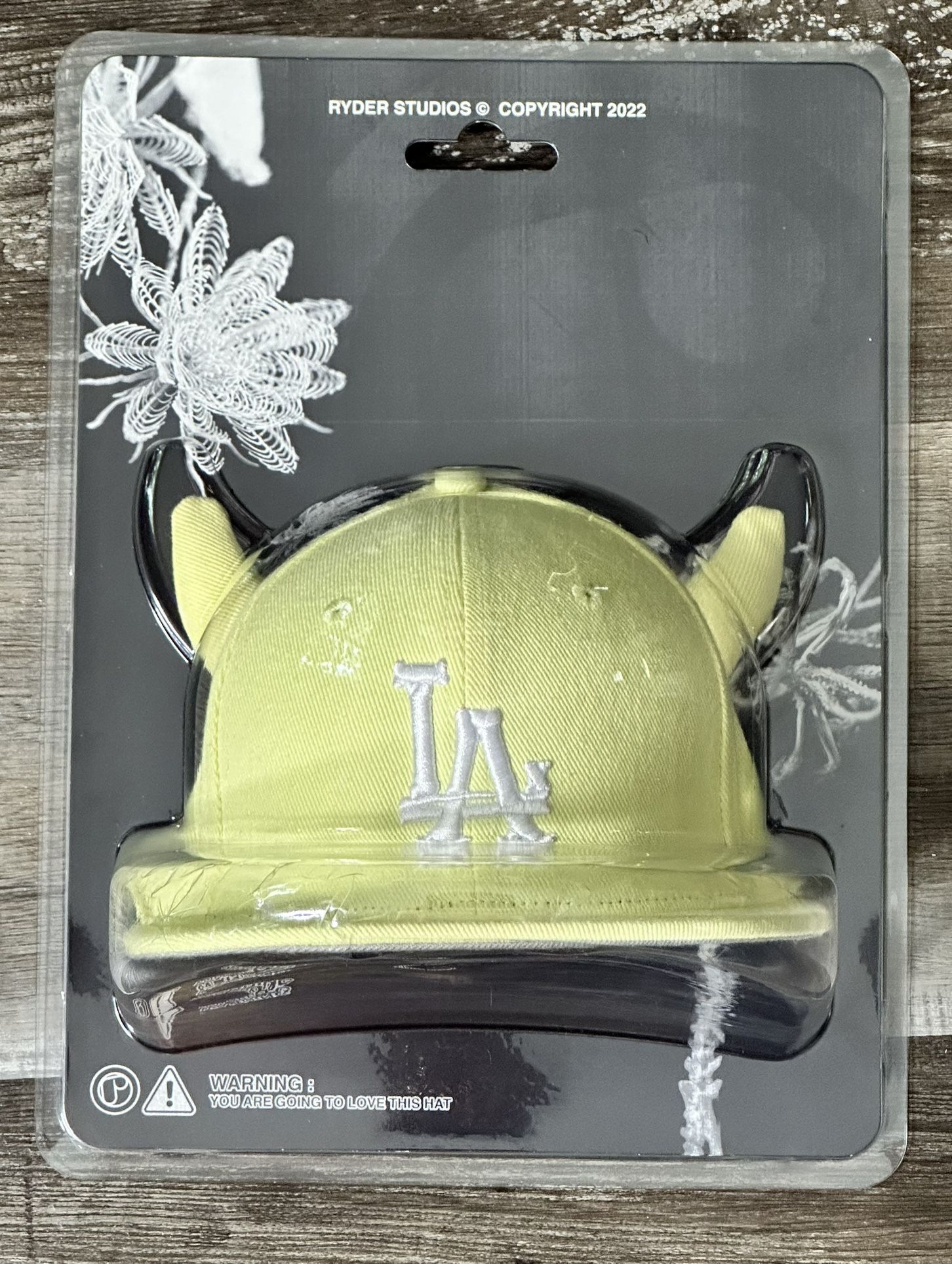 π₯ Ryder Studios LA Horned Fitted Hat In Yellow Size 7π₯