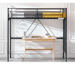 Loft Bunk Bed. Complete ! No Missing Parts 100$