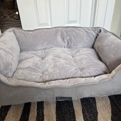  New Nandog  Pet Gear Pet Bed. 