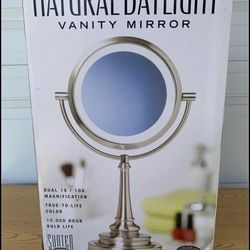 Natural Daylight Makeup Vanity Mirror