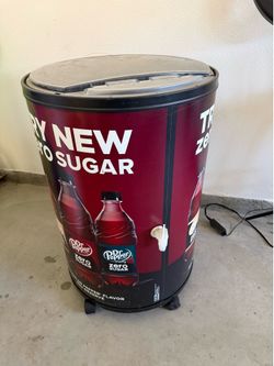 Ice chest cooler
