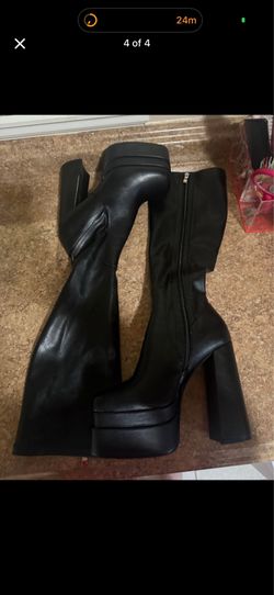 8.5 black knee high boots worn once