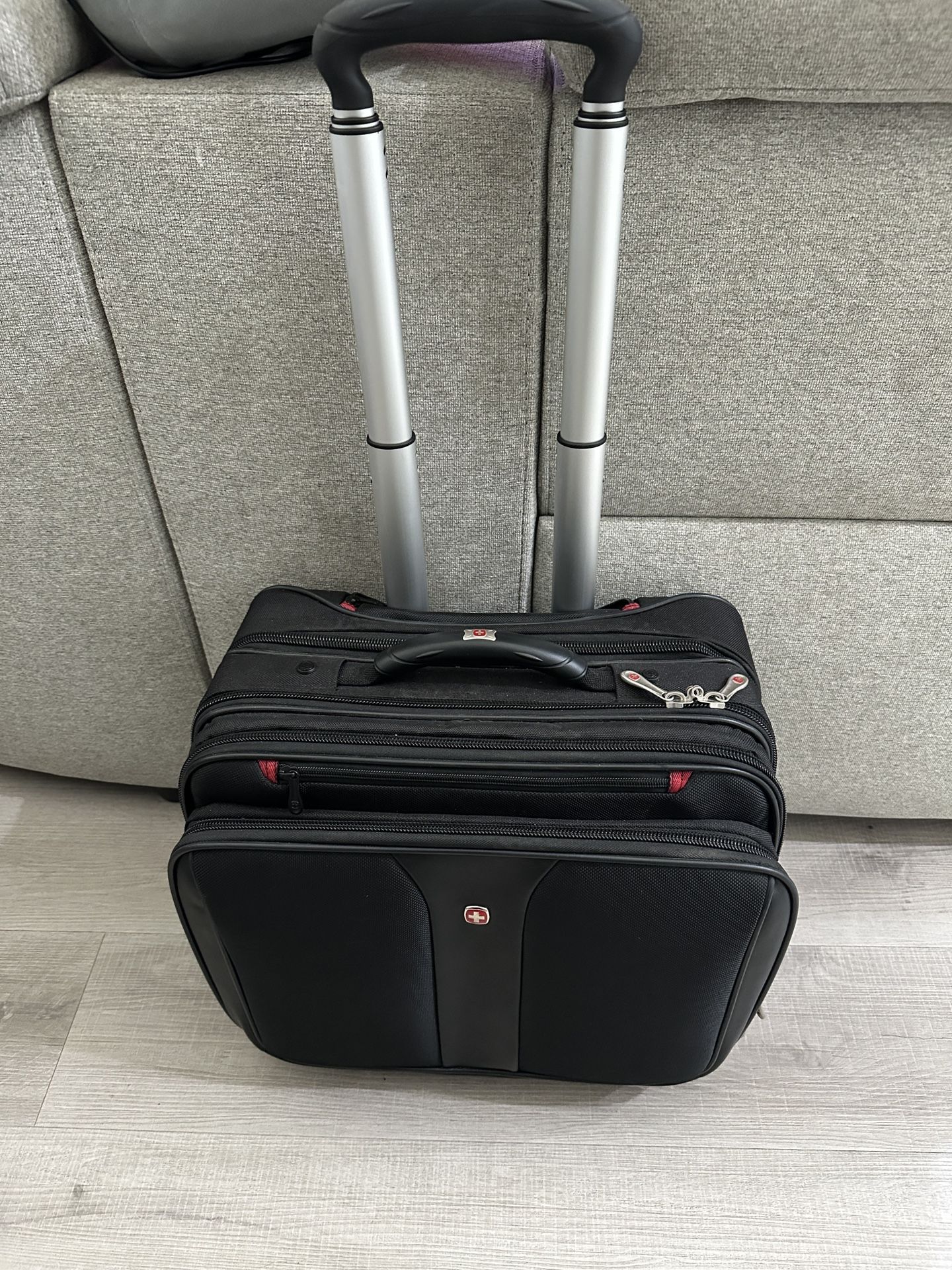 Swiss Gear Rolling Laptop Bag Backpack Carry On Suitcase