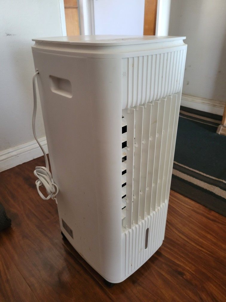 Portable AC Read Description 