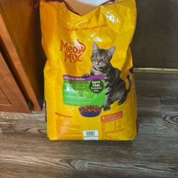 Meow Mix 32 Lb Bag