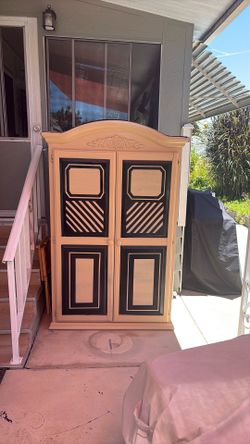 Tv console