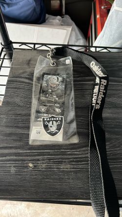 Vintage Raider Ticket Holder Lanyard